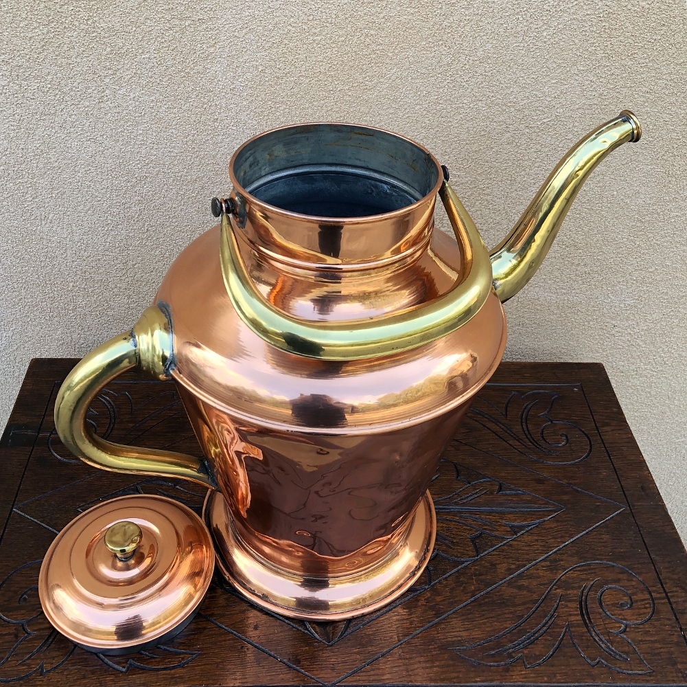 https://www.inessa.com/219211/19th-century-copper-brass-coffee-pot.jpg