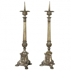 https://www.inessa.com/252631-home_default/pair-19th-century-french-cast-brass-altar-candlesticks.jpg