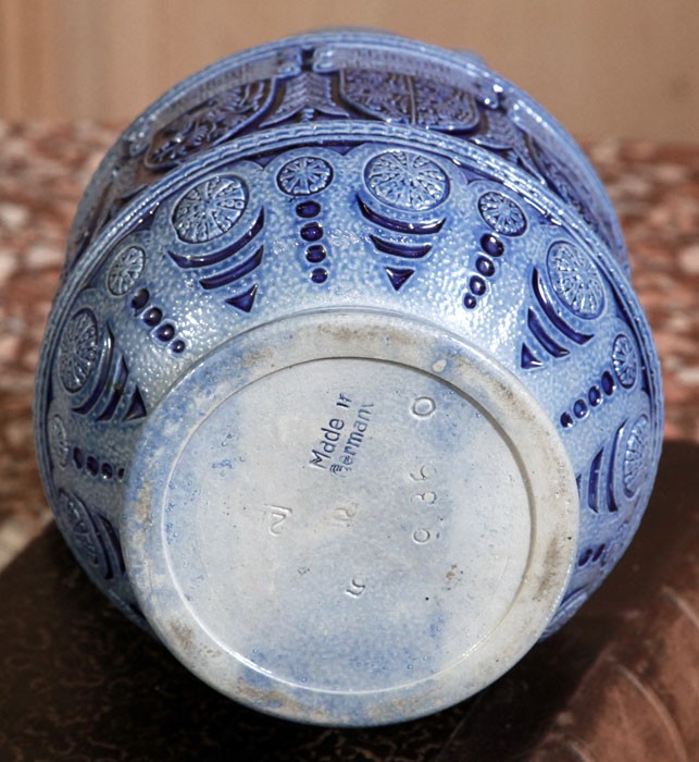 CELESTE BLUE Color earthenware ceramic glaze by BASF Germany