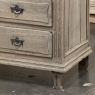 18th Century English Neoclassical Chest of Drawers in Stripped Oak