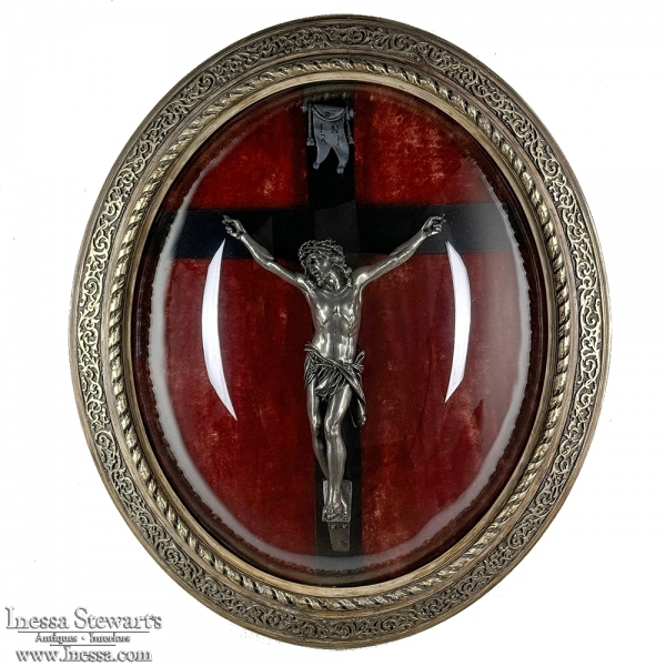 19th Century Crucifix in Oval Giltwood Frame with Glass