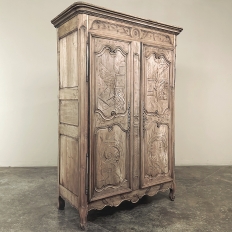 Early 19th Century Country French Armoire from Lorraine in Stripped Oak