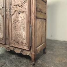 Early 19th Century Country French Armoire from Lorraine in Stripped Oak