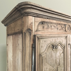 Early 19th Century Country French Armoire from Lorraine in Stripped Oak