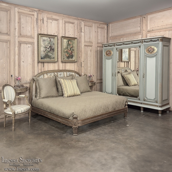 Antique Italian Neoclassical Painted & Gilded Bedroom Set